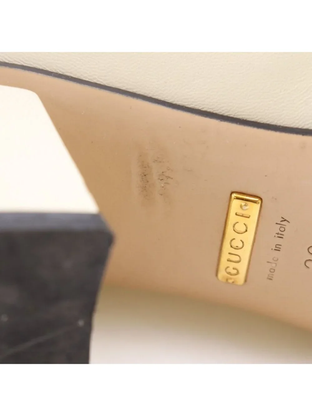 Gucci Sylvie Sherry Line Chain Leather Ivory Pumps Heel